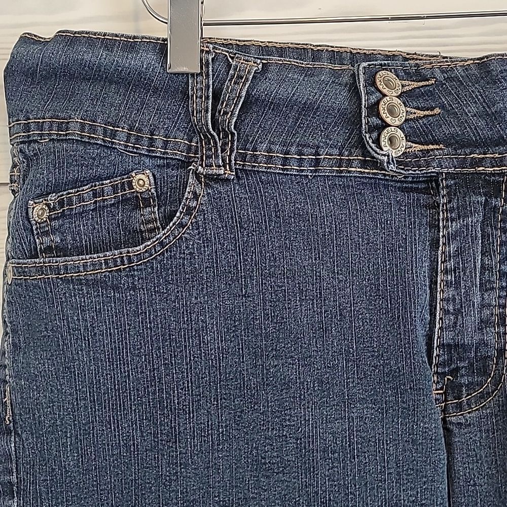 Angels Bermuda blue denim stretch jean shorts Women's Size 16 - Picture 2 of 13